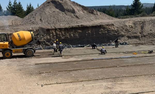 Esquel: Avanza la obra de captación de agua en el Arroyo Buitrera con la construcción de una cisterna de 3 millones de litros