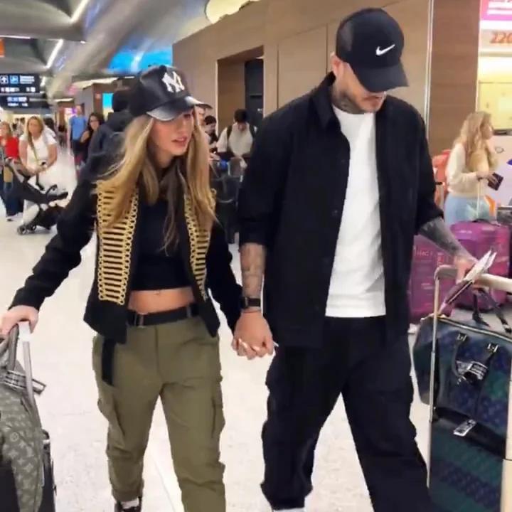 Mauro Icardi y la China Suárez volvieron solos a Turquía