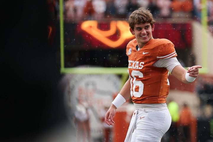 This is the Texas offense with Arch Manning we were waiting for. What changed?