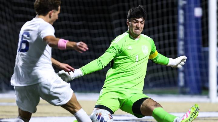 No. 8 Randolph into North Jersey S1G3 semis after Dover win