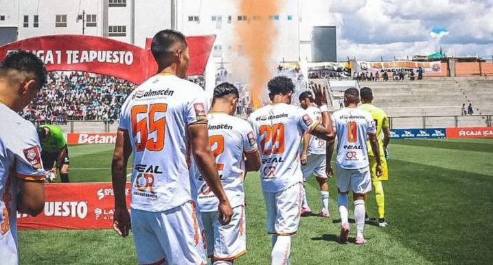 Ayacucho FC al borde del descenso: CD-FPF falló a favor de Comerciantes Unidos y salvó a Juan Pablo II 
