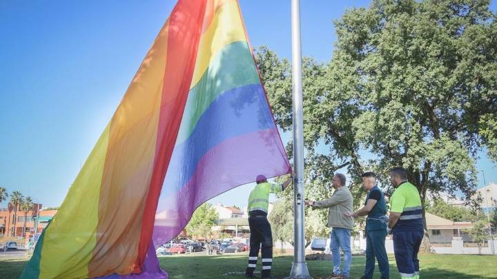 UGT Extremadura se vuelca con el colectivo y crea un área LGTBI para reforzar la igualdad en el trabajo