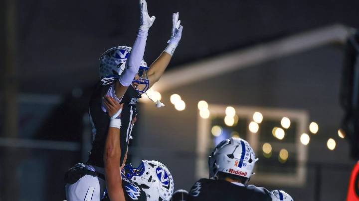 Nazareth football rallies in 2nd half to earn wild district playoff win over Northampton
