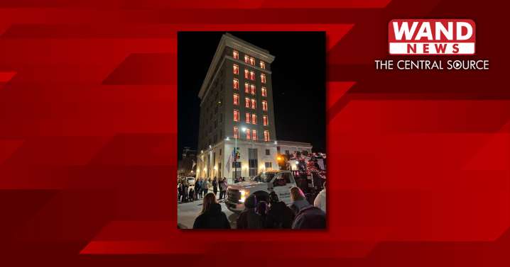 Jacksonville's 'World's Tallest Advent Calendar' returning for 2025