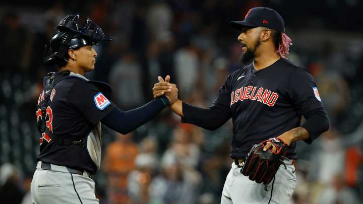 Guardians pitchers indicted in gambling investigation