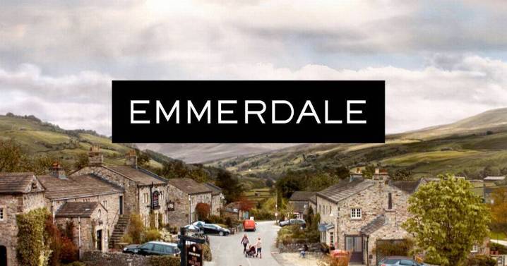 Emmerdale legend's exit 'exposed' 39 years after debut as fans express concern