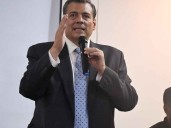 Mauricio Sulaimán defiende las reglas del CMB tras renuncias de campeonas