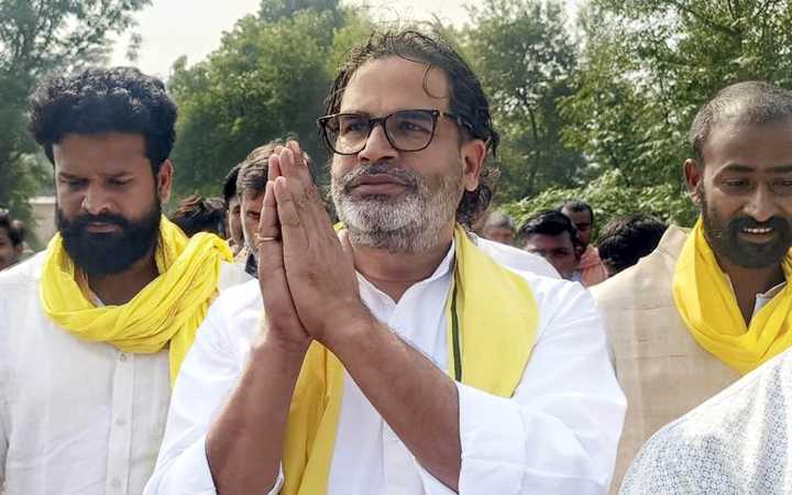 Top leaders cast votes in second phase of Bihar polls