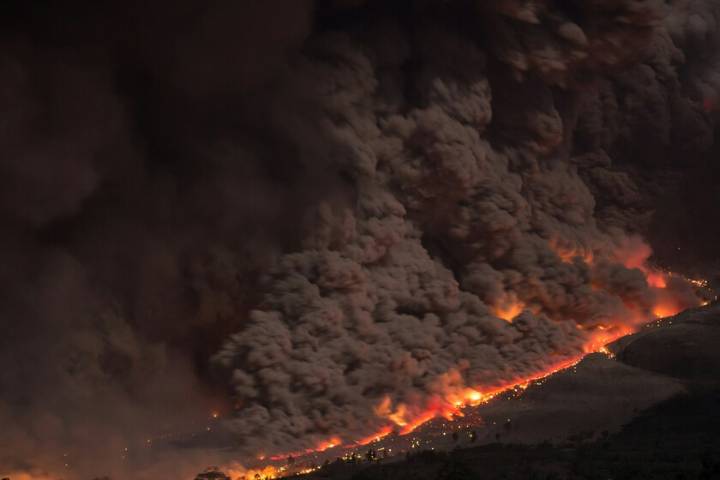 Qué son los incendios de sexta generación: los megaincendios que crean su propio tiempo