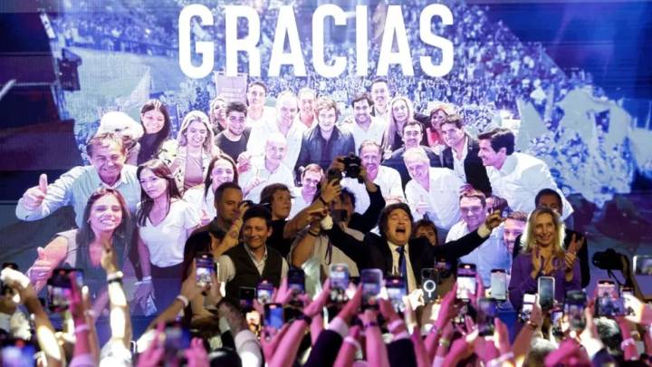 Milei recibirá a los diputados y senadores electos de LLA para afianzar su plan de reformas en el Congreso