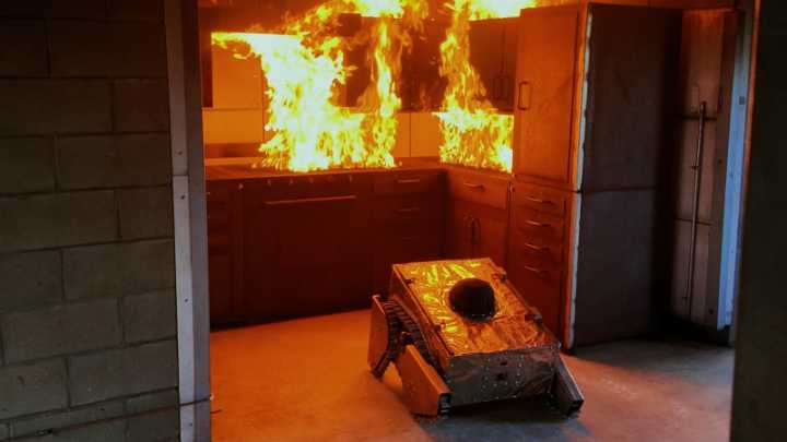 Students built a robot that can withstand more than 1,000 degrees Fahrenheit