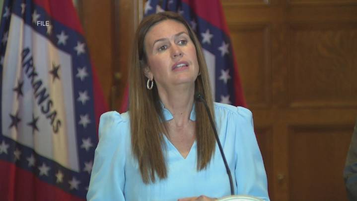 Trump endorses Sarah Huckabee Sanders for Arkansas governor re