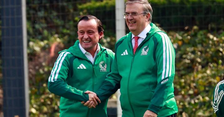 México recibe distintivo “Hecho en México” rumbo al Mundial 2026