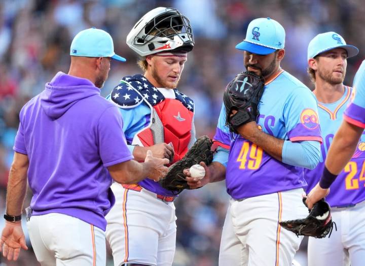 Rockies only team left without a manager following Padres hiring