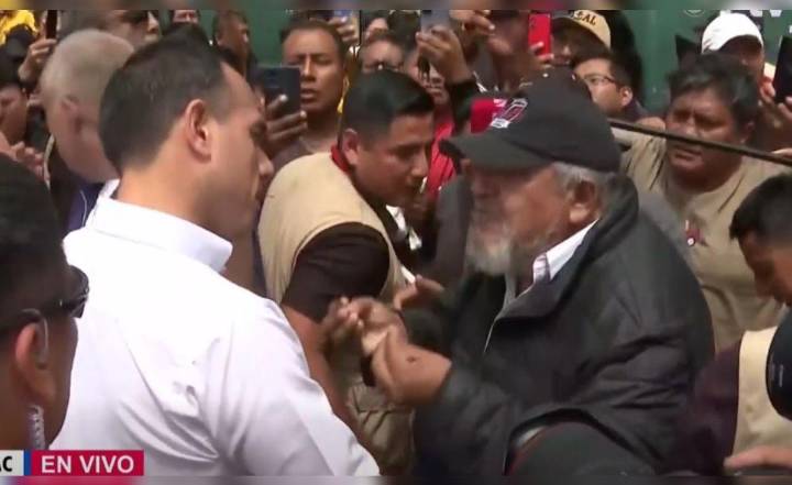 José Jerí acude Acho para reunirse con transportistas y le reclaman: "No hable mucho y actúe"