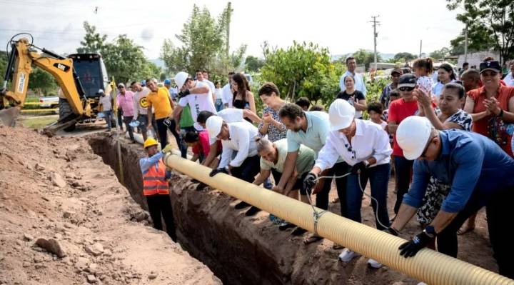 Gobierno departamental inició la construcción del alcantarillado sanitario del barrio Villa del Cesar