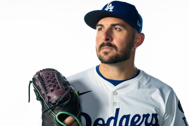 Dodgers Star Alex Vesia and Wife Announce Loss of First Baby