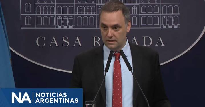 Adorni negó que la reforma laboral modifique la Ley de Empleo Público y fijó postura sobre el monotributo