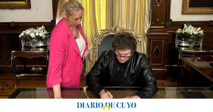 Milei le devolvió el Renaper y Deportes al Ministerio del Interior mediante un DNU