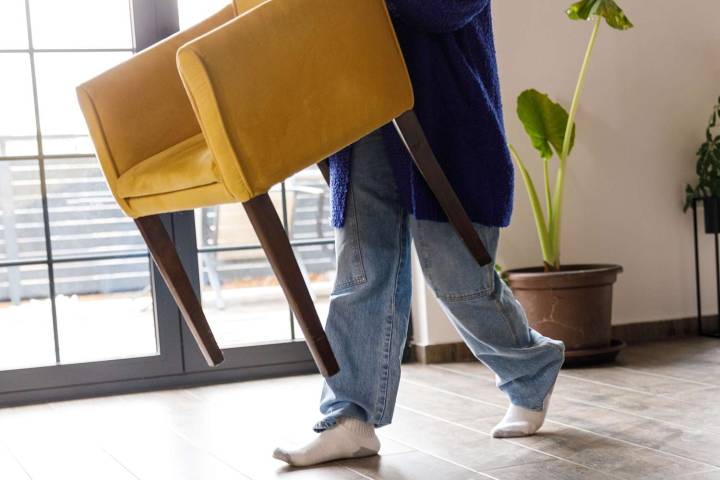 Woman Completely Rearranges Cousin's Apartment While Staying There for Free