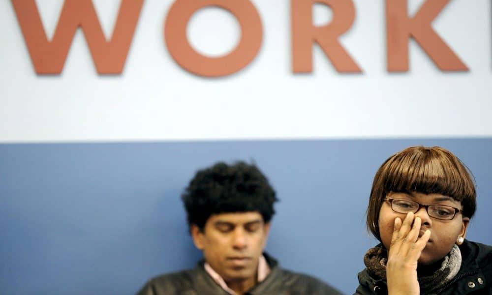 EEUU creó 119.000 empleos en septiembre pero la tasa de paro subió ligeramente al 4,4 %