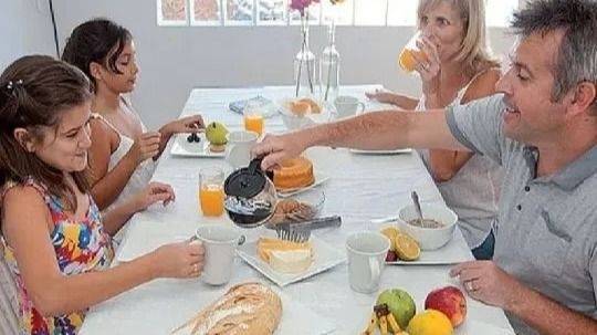 Crisis en la clase media argentina: trabajo solo para subsistir