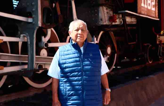 Exferrocarrilero rememora sus días de intenso trabajo