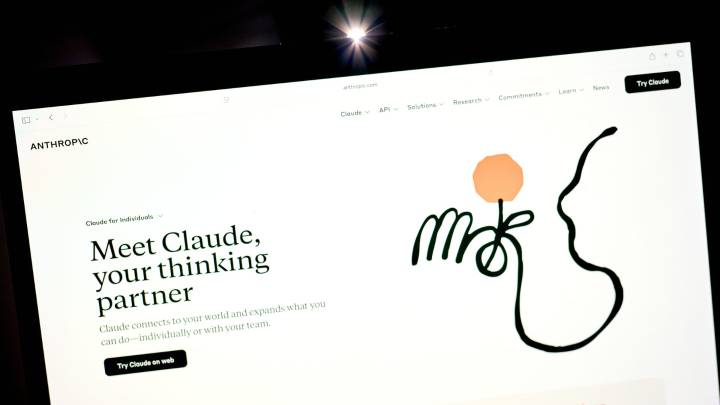 CNBC Daily Open: The flow of money in AI appears one