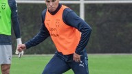 Salcedo vuelve a entrenar con Rayados; titulares hacen trabajo regenerativo tras vencer a América