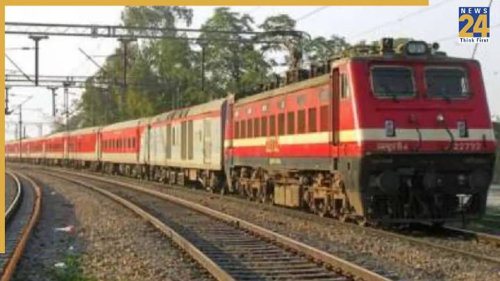 Mirzapur Train Tragedy: 5 dead as Kalka-Howrah express hits pilgrims, CM Yogi calls for probe
