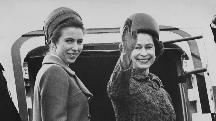 How Princess Anne's first royal tour of Australia as a ‘solemn but enchanting’ teenager in 1970 thrust her into the spotlight