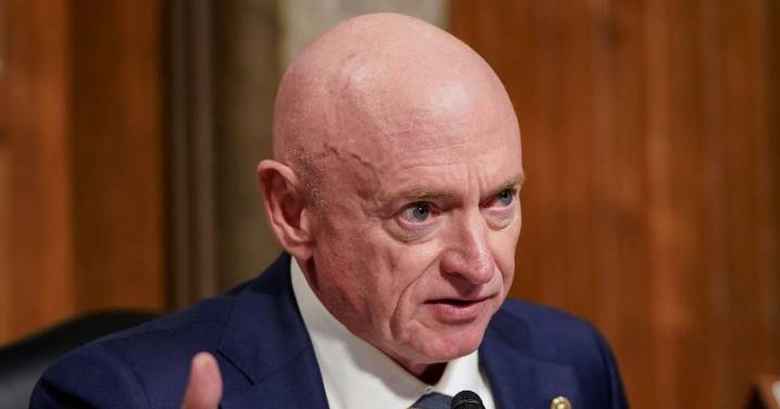 El Pentágono investiga a senador demócrata por llamar a militares a la desobediencia