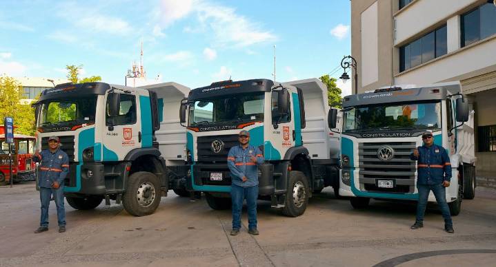 Entrega ‘Toño’ Astiazarán 7 nuevos camiones de volteo para mejorar servicios de limpieza en espacios públicos de Hermosillo