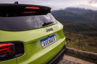 Jeep presentó el Avenger y comenzó a revelar el equipamiento del SUV que lanzará en 2026