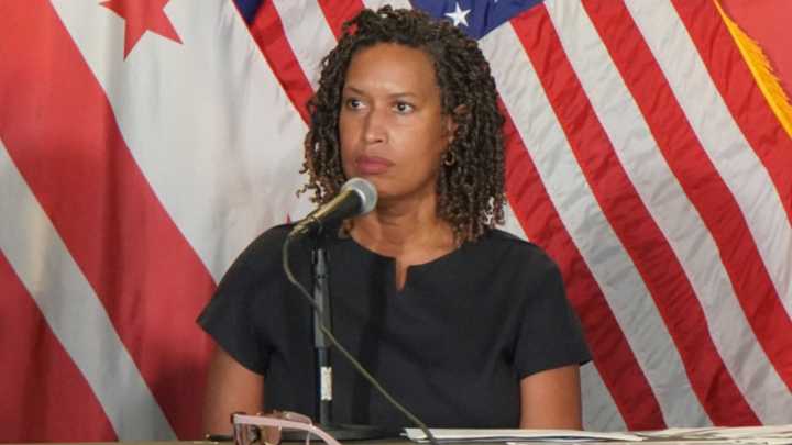 Muriel Bowser No se Reelegirá como Alcaldesa de Washington tras 10 Años en el Cargo