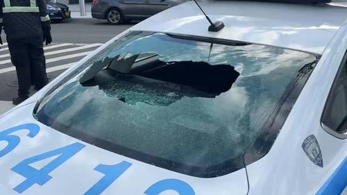 At least 11 NYPD vehicles vandalized outside police precinct in Laurelton, Queens