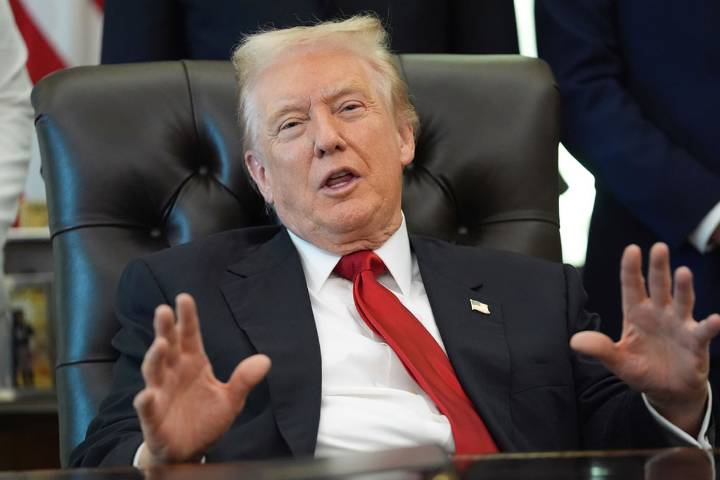 Trump ofrecerá una cena a algunos magnates de Wall Street para presionarlos a invertir en el país