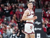 Deadspin | No. 6 Louisville puts perfect record on line against NJIT