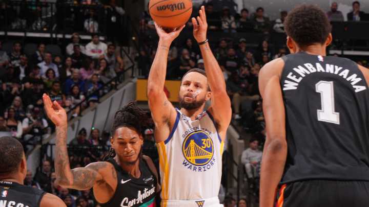 Warriors observations: Steph Curry’s 46 saves Dubs vs. Spurs