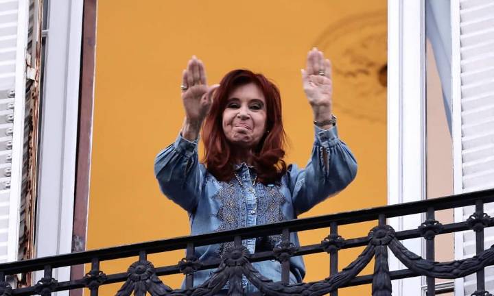 Gobierno de Milei inicia proceso para recuperar pensiones cobradas por Cristina Fernández