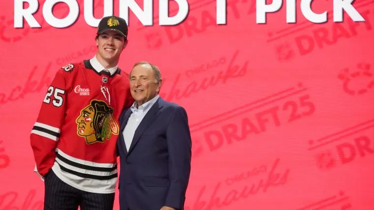 Blackhawks' 1st-round pick Mason West just led his high school football team to a state title