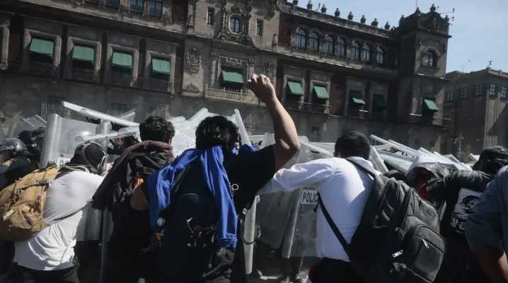 Fiscalía detiene a 18 personas por actos violentos en marcha