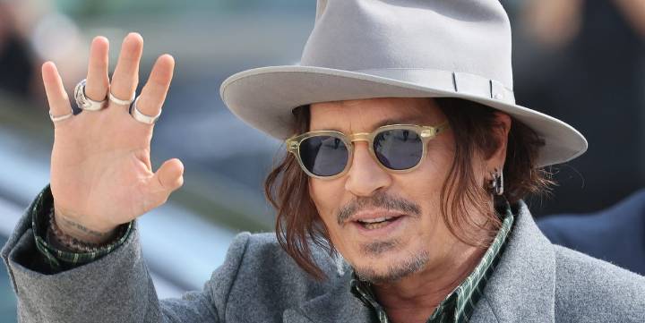 Johnny Depp Returns to Hollywood in 'Ebenezer: A Christmas Carol': Everything We Know