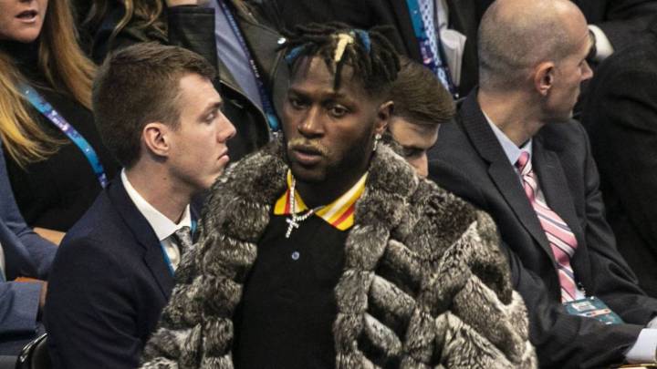 Antonio Brown es arrestado por intento de asesinato