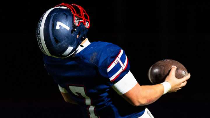 Belvidere North's comeback boosts it to 3rd straight state quarterfinal