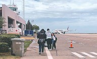 Preocupación de pasajeros por la prolongada inactividad de manga del Aeropuerto de trelew
