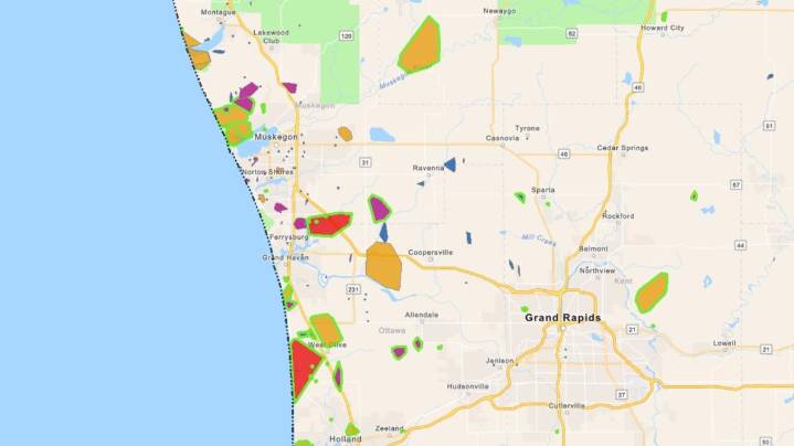 Thousands without power in West Michigan amid winter storm