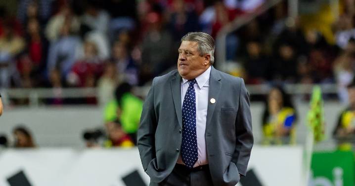 Costa Rica despide a Miguel Herrera tras quedar fuera del Mundial 2026