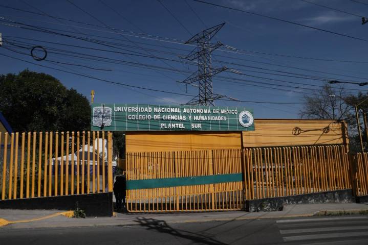 Clases presenciales regresan al CCH Sur tras más de tres meses de cierre