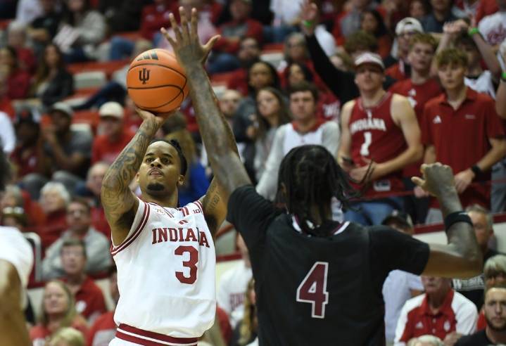 Deadspin | Darian DeVries has rousing debut as Indiana blasts Alabama A&M